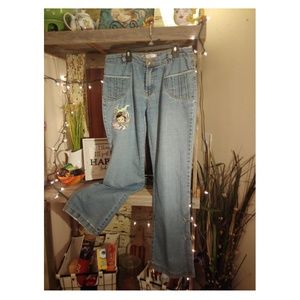 Vintage Betty Boop jeans with embroidery